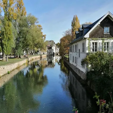 Neoappart アパート バール